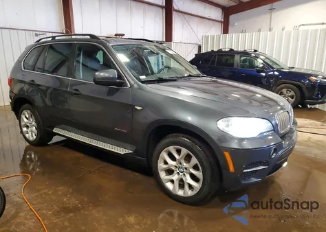2013 BMW X5 xDrive35I z USA, uszkodzony, nr VIN 5UXZV4C59D0G52548